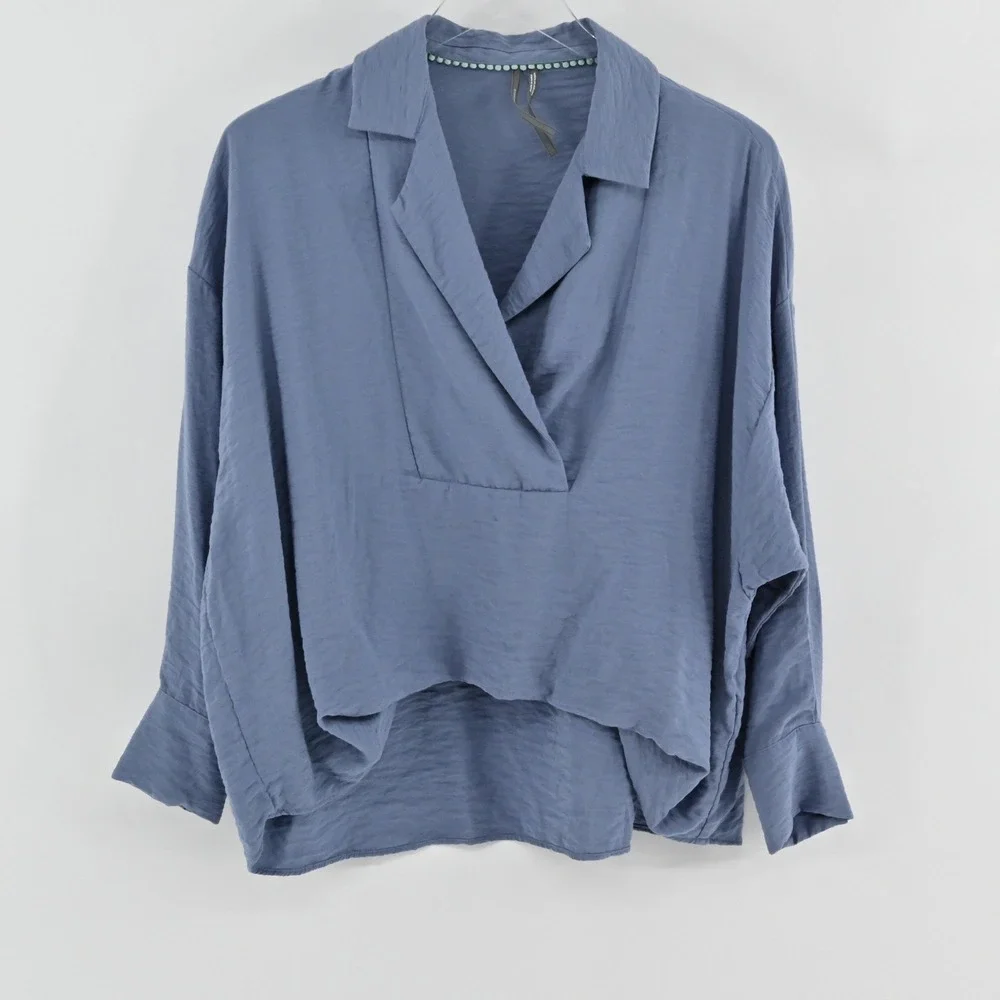 Anthropologie Dylon Long-Sleeve Wide-Placket Top Womens Size XS Blue Boho Drapey